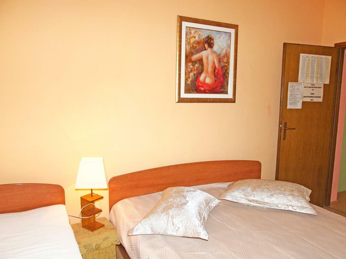 Apartmani Diana Макарска Экстерьер фото
