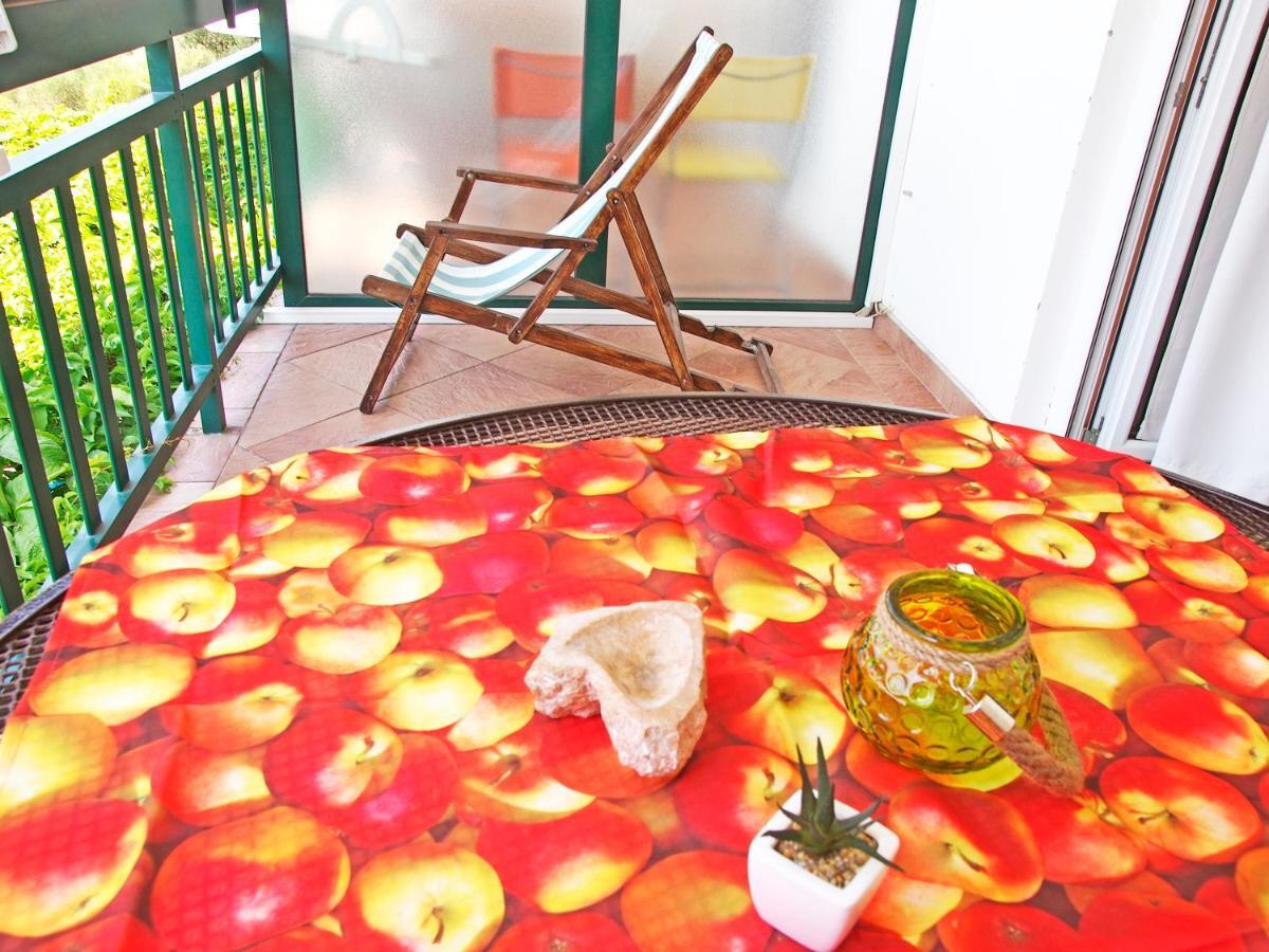 Apartmani Diana Макарска Экстерьер фото
