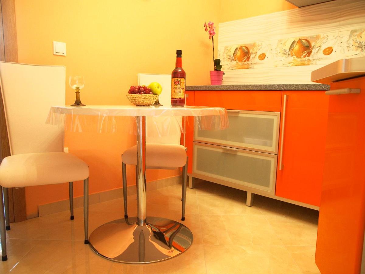 Apartmani Diana Макарска Экстерьер фото