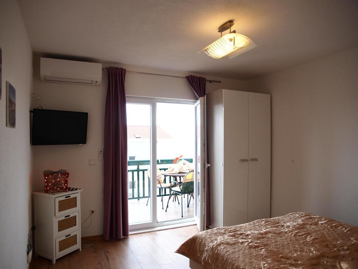 Apartmani Diana Макарска Экстерьер фото
